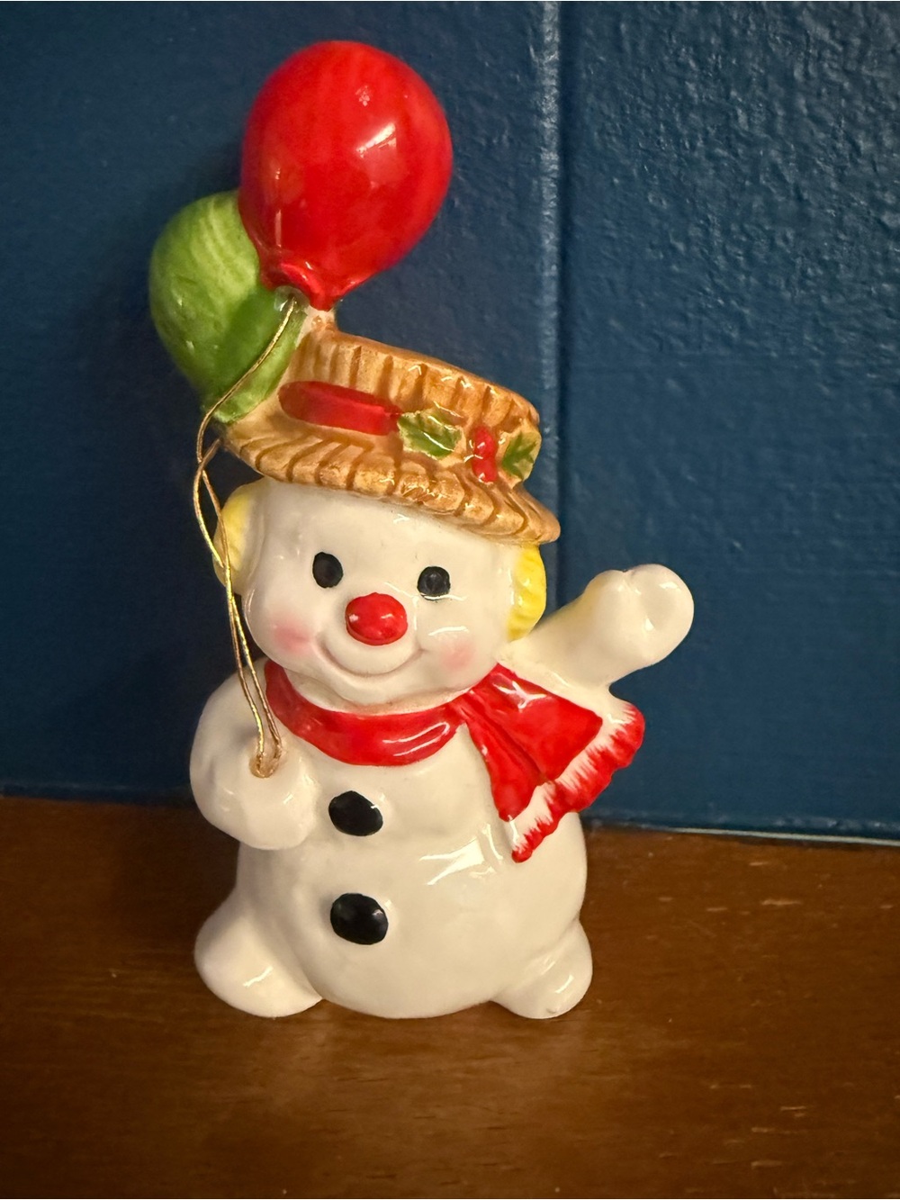 Rare Vintage Lefton Ceramic Snowman Figurine with Balloons Christmas Kitsch Japa